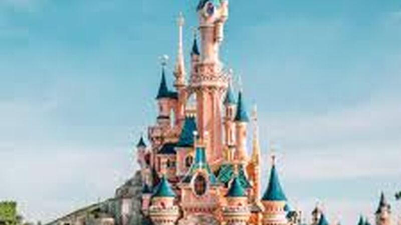 Paris & Disneyland Turu Pegasus Havayolları ile 4 Gece 5 Gün (ORY-ORY) IS001 - Akşam Dönüş
