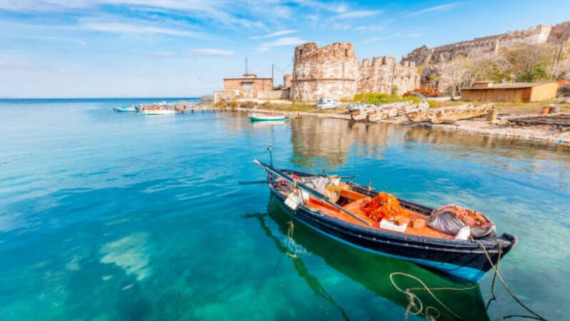 İzmir Alsancak Hareketli Midilli Adası Turu 2 Gece 3 Gün IT001