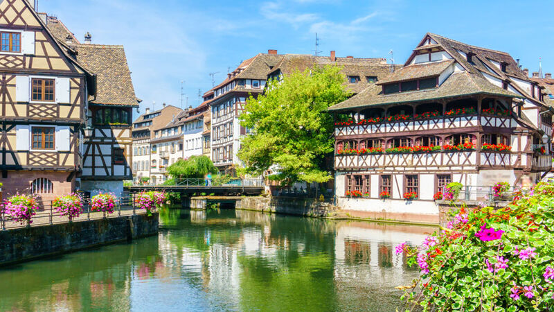Fenomen Nürnberg Ve Alsace İle Noel Pazarları Turu Türk havayolları ile 4 gece 5 Gün Sabah Gidiş Öğlen  Dönüş FRA-STR IS001 