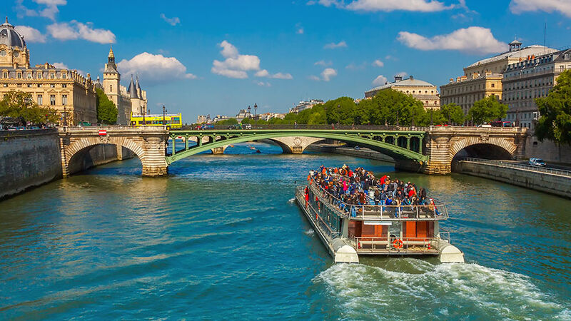 Klasik Benelüx & Paris & Alsace Turu Pegasus Havayolları ile 7 Gece (AMS-BSL) FL001