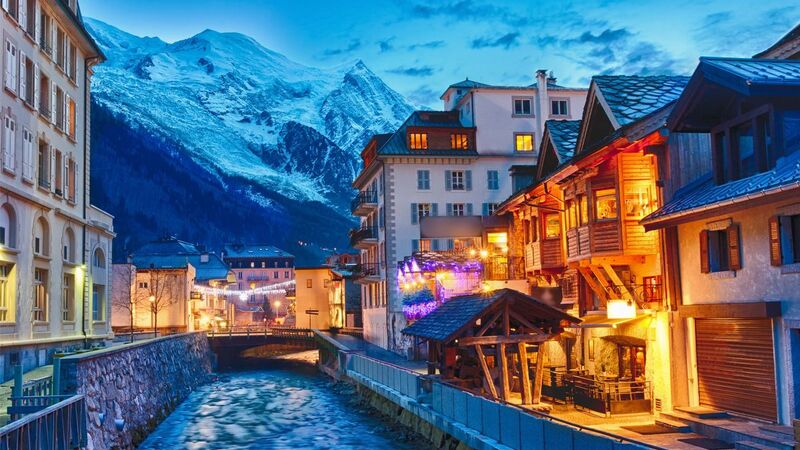 Bernina Express ile Noel Pazarları İtalya & İsviçre & Fransa & Almanya Turu Pegasus Havayolları ile 4 Gece 5 Gün ZRH-ZRH IS001 