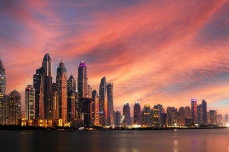 BİR DUBAİ MASALI TURU DUBAİ ŞEHİR TURU VE ABRA GEÇİŞİ DAHİL Dubai Şehir Turu ve Abra Geçişi Dahil!!! 4 Gece / 6 Gün Ajet Havayolları ile