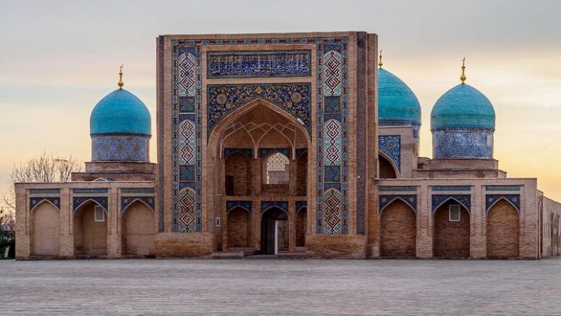 İzmir'den Direkt Sefer ile Özbekistan'nın Yıldızları Turu Rotası