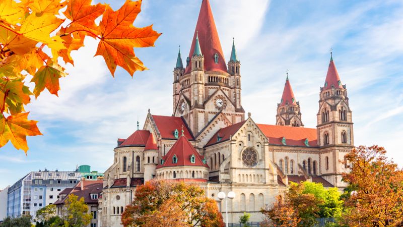 HALLSTATT & SALZBURG & VİYANA & BLED TURU Türk Hava Yolları ile 3 gece