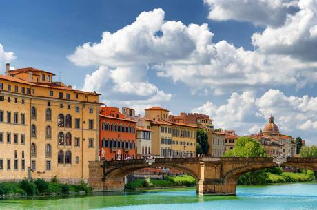 İZMİR’DEN İTALYA & FRANSA & İSPANYA TURU SunExpress HY Tarifeli Seferi ile Gidiş / Türk Hava Yolları Özel Seferi ile Dönüş ile 7 gece