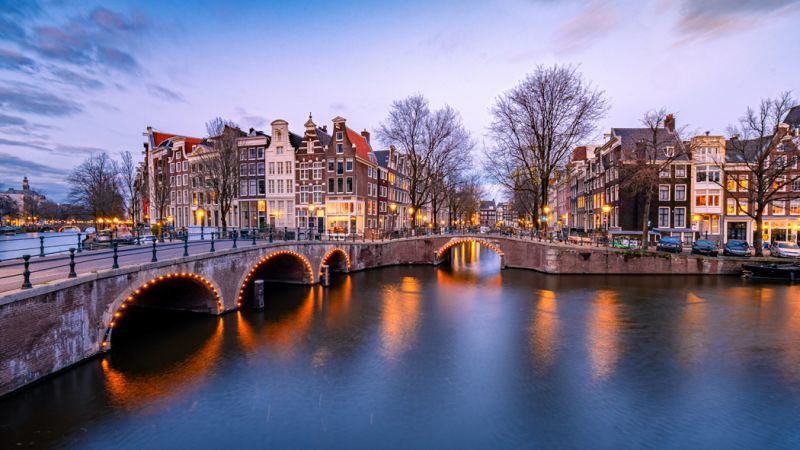 KONYA’DAN MEGA BENELÜX & PARİS & KÖLN & COLMAR TURU SunExpress Havayolları ile 6 gece