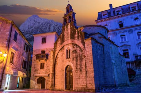 Ankara Hareketli Otobüs ile Balkanlar Rüyası 9 Ülke 25 Şehir 6 Gece Konaklamalı 2026