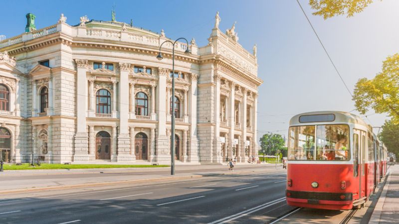 Bohemya'nın Işıltısı Prag Turu 3 Gece Ajet Havayolları İle Yaz Dönemi