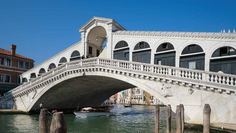 Büyük İtalya Turu Ajet Havayolları İle 5 Gece 6 Gün (Bergamo–Roma)