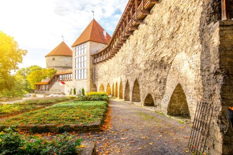 Baltıklar'da 3 Ülke Tallinn & Riga & Vilnius Turu THY İle Kurban Bayramı Özel 7 Gece 8 Gün