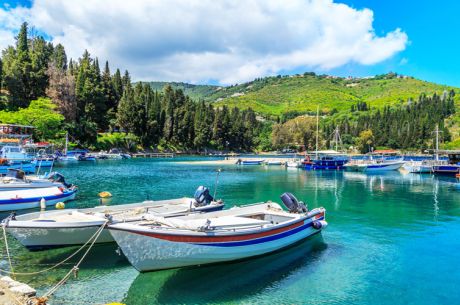 Otobüs ile Parga & Korfu Adası Turu 3 Gece 4 Gün